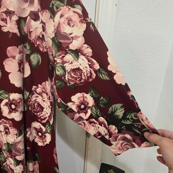 Stitch Fix Maroon Floral V-Neck Dress 2X NWT | Buttery Soft + Flowy Fit - Picture 6 of 15